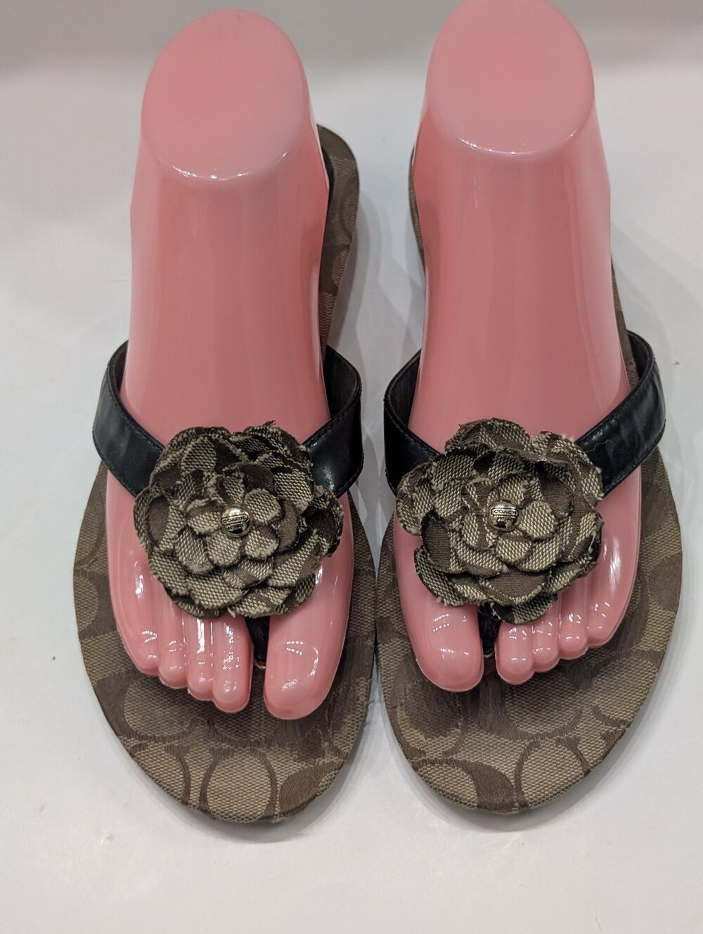 COACH Women's 8 Samira Signature Logo Flower Sandals Flip Flops Brown Leather